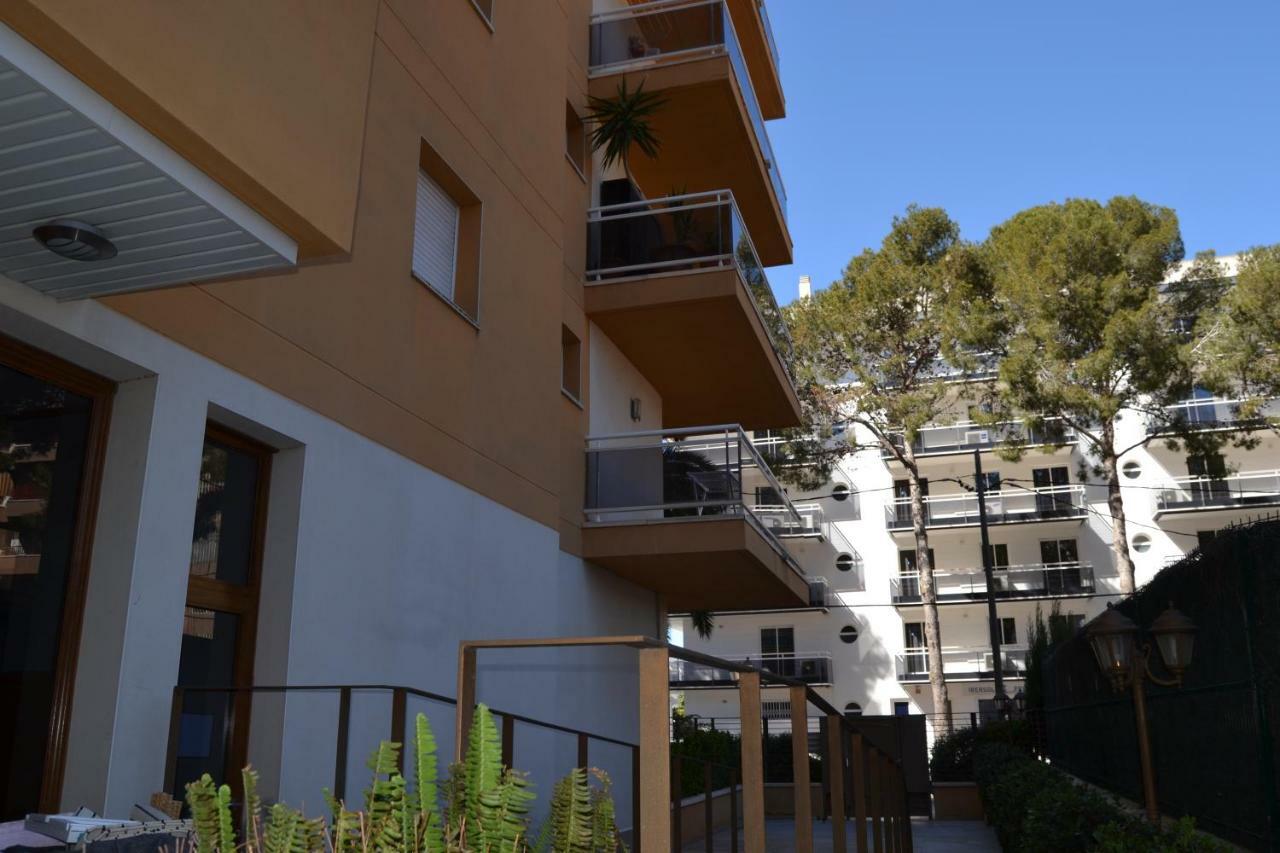 Ferienwohnung Luminoso Y Amplio Apartamento En Salou Con Piscina Exterior foto